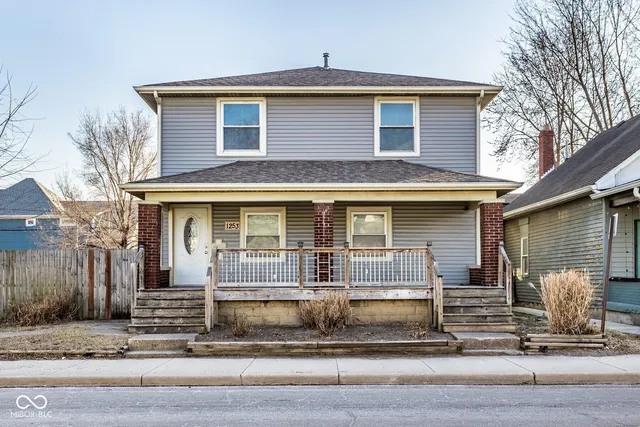 $2,300 | 1253 South East Street, Indianapolis, IN 46203