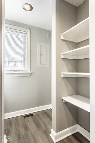 $2,300 | 1253 South East Street, Indianapolis, IN 46203