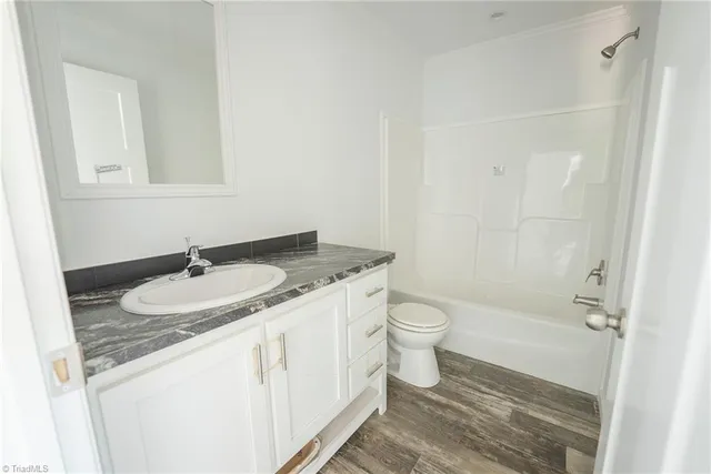 $349,900 | 1853 Hill River Road, Hiddenite, NC 28636