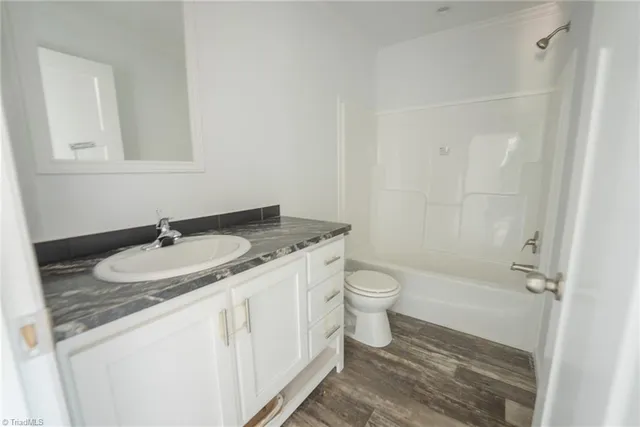 $289,900 | 1853 Hill River Road, Hiddenite, NC 28636