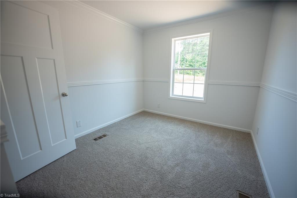 1853 Hill River Road Hiddenite, NC 28636 - Photo 27 of 31 Gallery Image 27