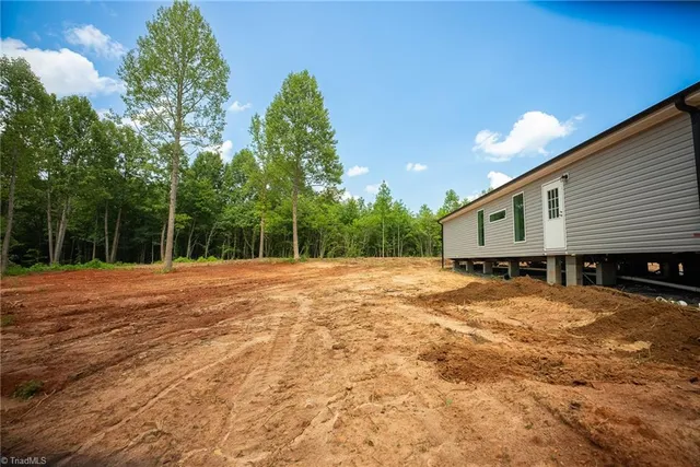 $289,900 | 1853 Hill River Road, Hiddenite, NC 28636