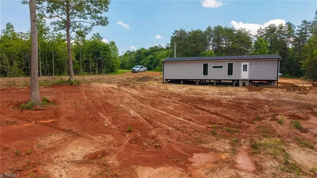 $289,900 | 1853 Hill River Road, Hiddenite, NC 28636