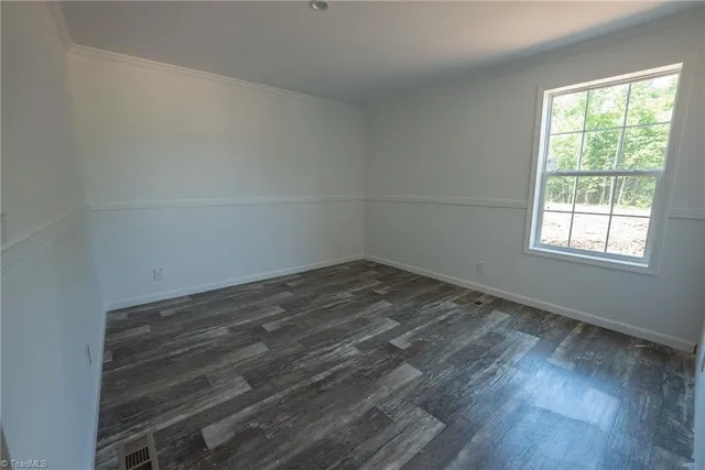 $349,900 | 1853 Hill River Road, Hiddenite, NC 28636