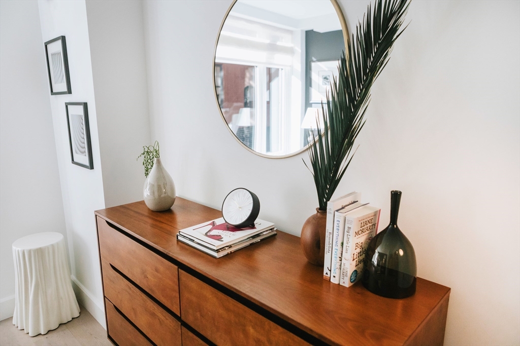 100 Lovejoy Wharf, Unit PH3E Boston, MA 02114 - Photo 14 of 24