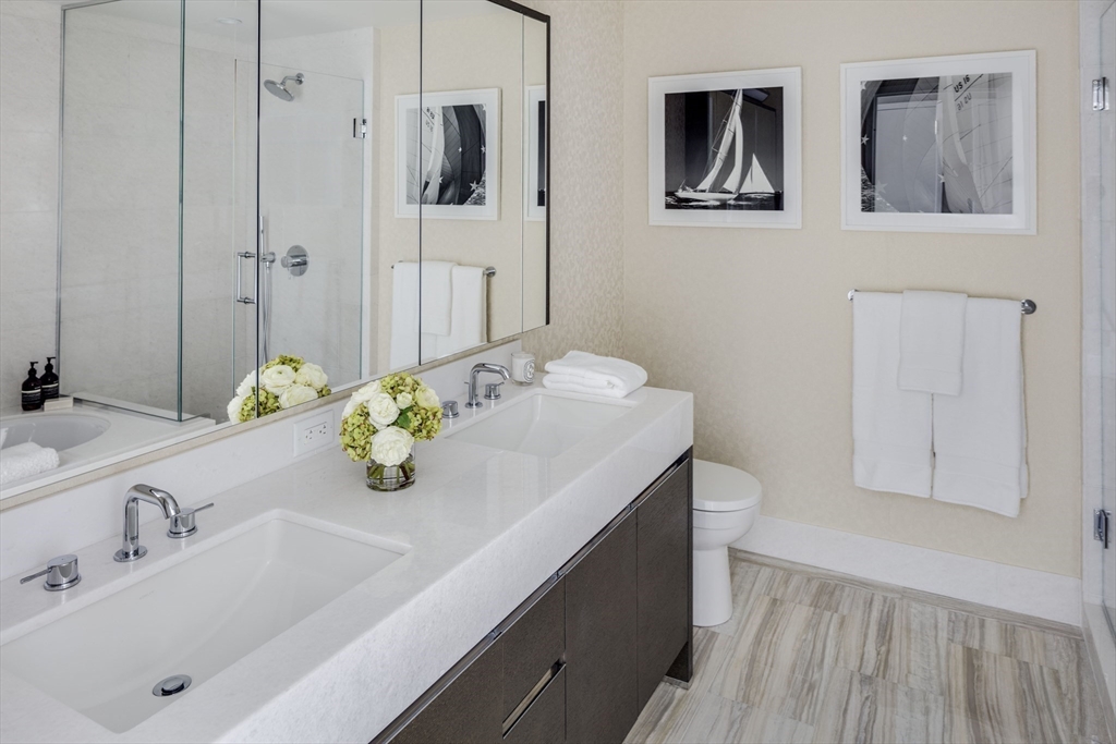 100 Lovejoy Wharf, Unit PH3E Boston, MA 02114 - Photo 5 of 24