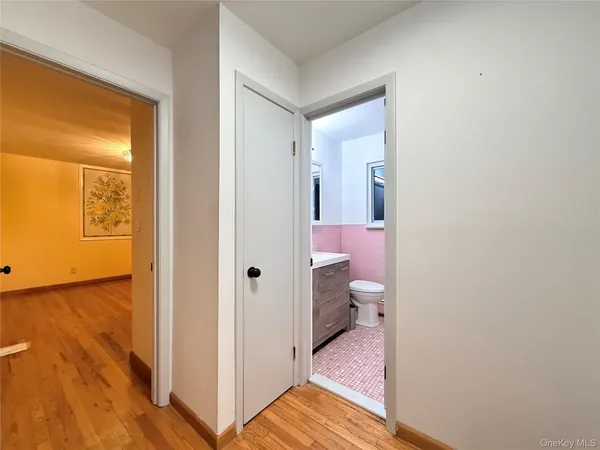 a bathroom with a toilet