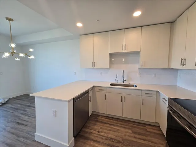 $559,500 | 1709 North Tamiami Trail, Unit 514, Sarasota, FL 34234