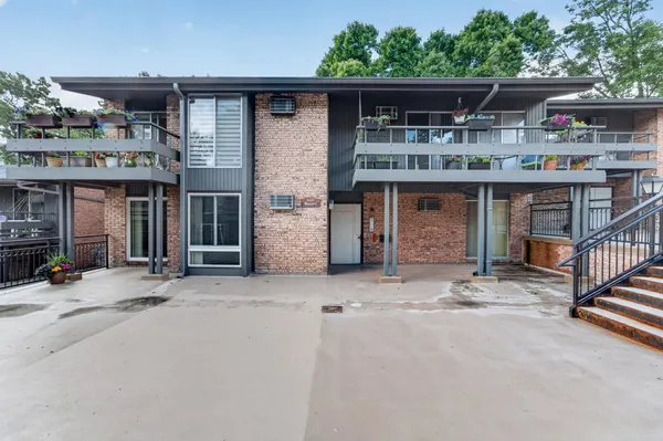 $214,900 | 6245 Charing Cross Lane, Unit B, Middleton, WI 53562