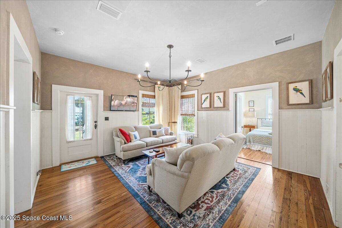 11 Mitchell Street Cocoa, FL 32922 - Photo 111 of 159 42-B2-7 Mitchell St - Livingroom