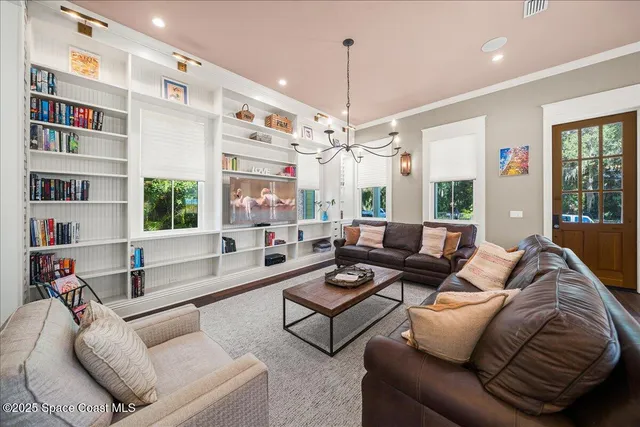 $2,590,000 | 11 Mitchell Street, Cocoa, FL 32922