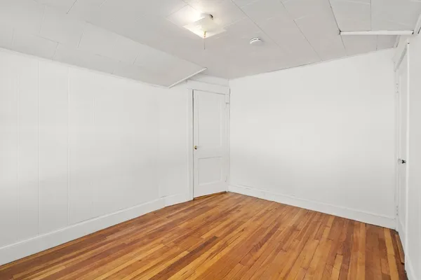 $1,500 | 9 Elmwood Street, Worcester, MA 01602