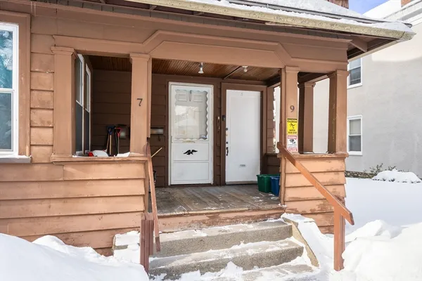 $1,500 | 9 Elmwood Street, Worcester, MA 01602