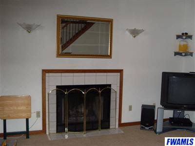 416 West Liberty Street Butler, IN 46721 - Photo 2 of 6
