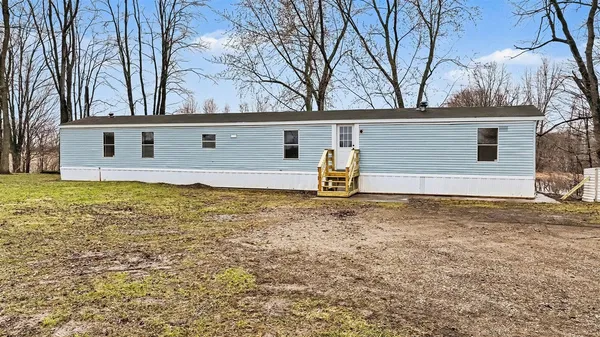 $169,900 | 68544 County Road 372, Hartford, MI 49057