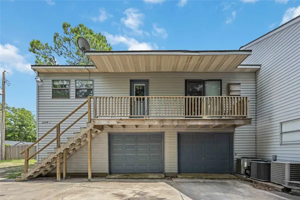 $1,275 | 2119 North Austin Avenue, Unit C, Pearland, TX 77581