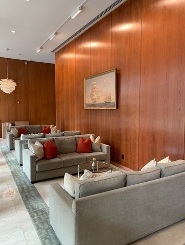 $706,000 | 65 East India Row, Unit 8H, Boston, MA 02110