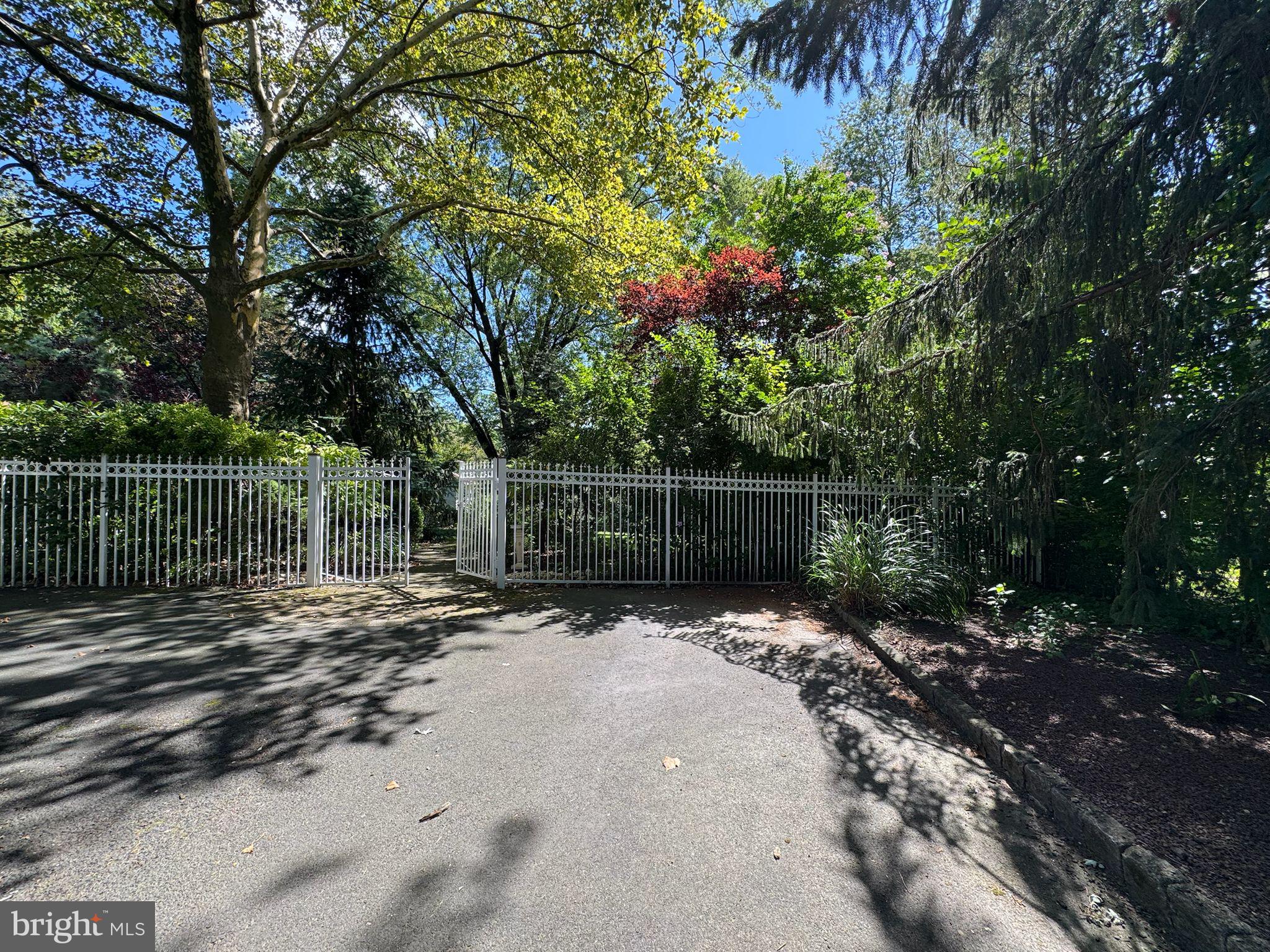 417 Wingate Road Huntingdon Valley, PA 19006 - Photo 19 of 25