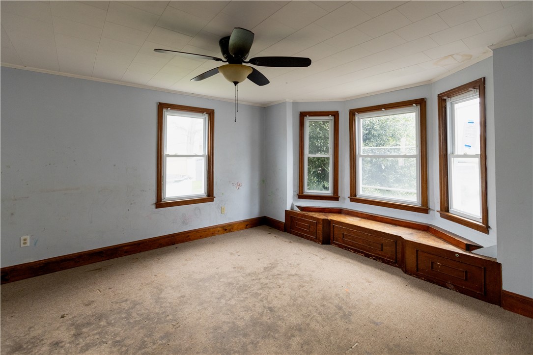 518 Snell Street Fall River, MA 02721 - Photo 10 of 22