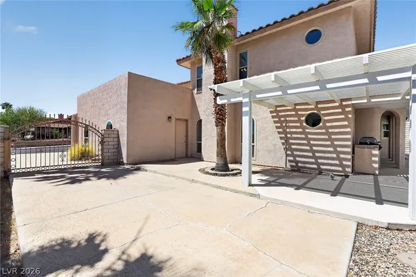 $445,000 | 3698 Laughlin Boulevard, Laughlin, NV 89029
