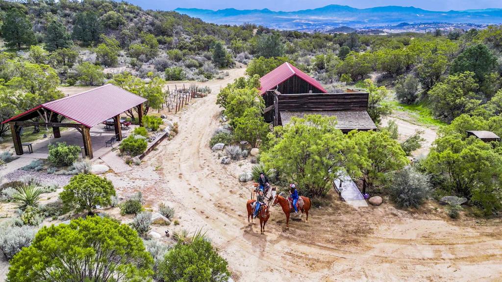 55012 Roadrunner Way Anza, CA 92539 - Photo 8 of 53