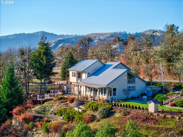 $650,000 | 14115 North Bank Road, Roseburg, OR 97470
