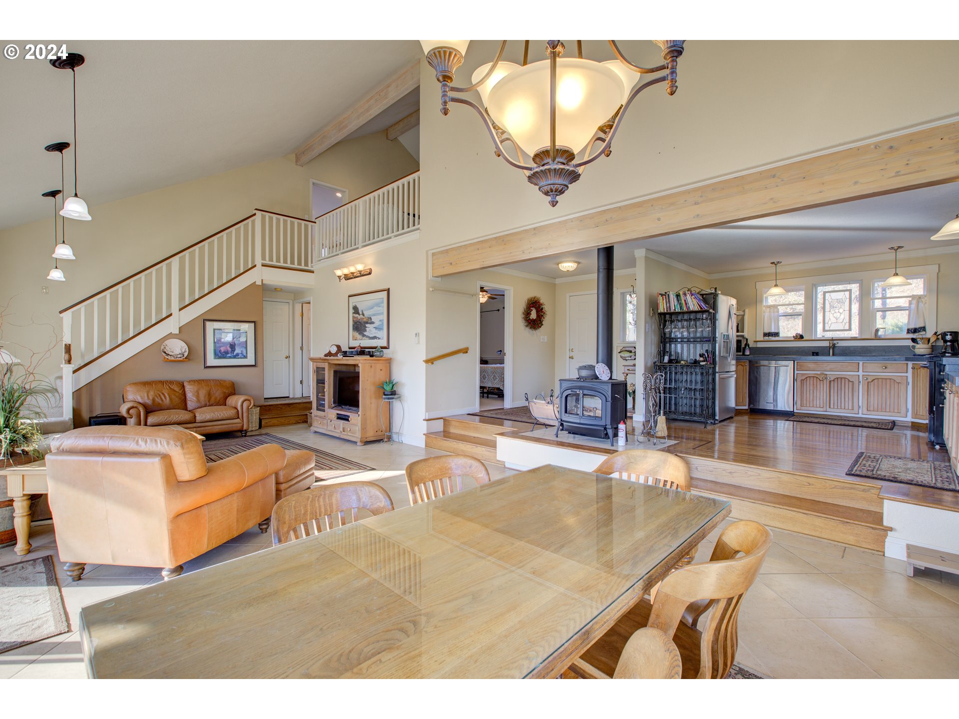 14115 North Bank Road Roseburg, OR 97470 - Photo 12 of 48 Gallery Image 12