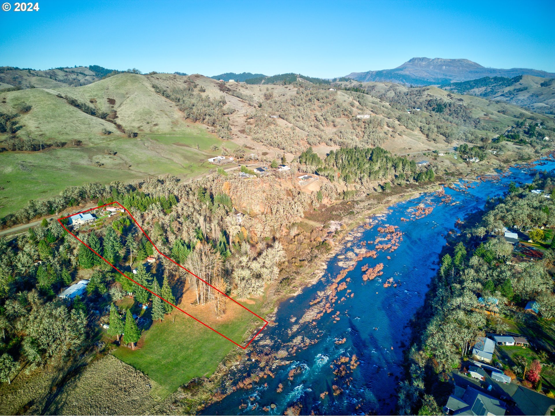 14115 North Bank Road Roseburg, OR 97470 - Photo 35 of 48 Gallery Image 35