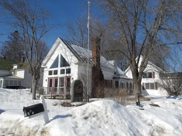 $149,900 | 15 Garfield Street, Madison, ME 04950