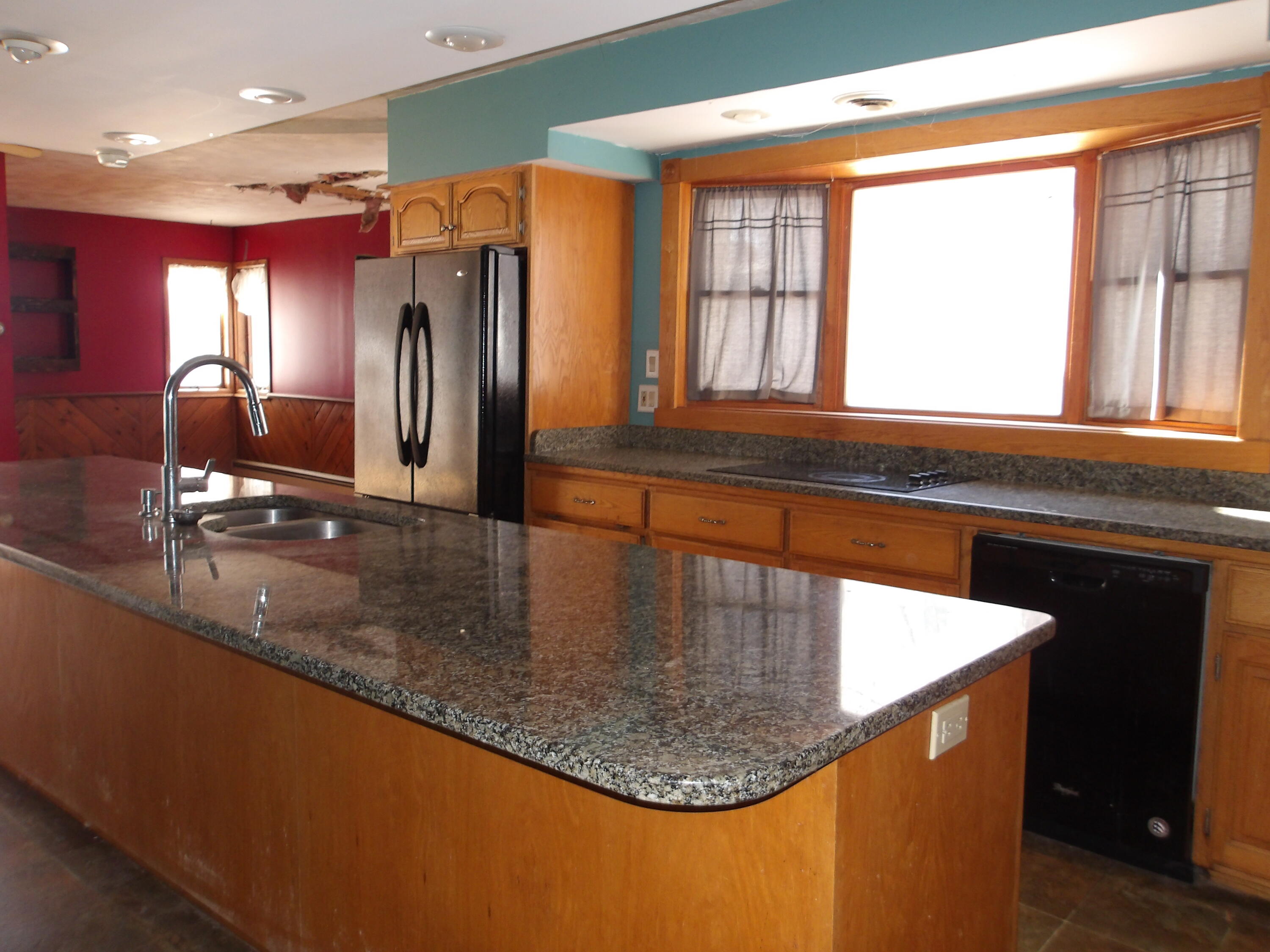 15 Garfield Street Madison, ME 04950 - Photo 13 of 52 100_2864