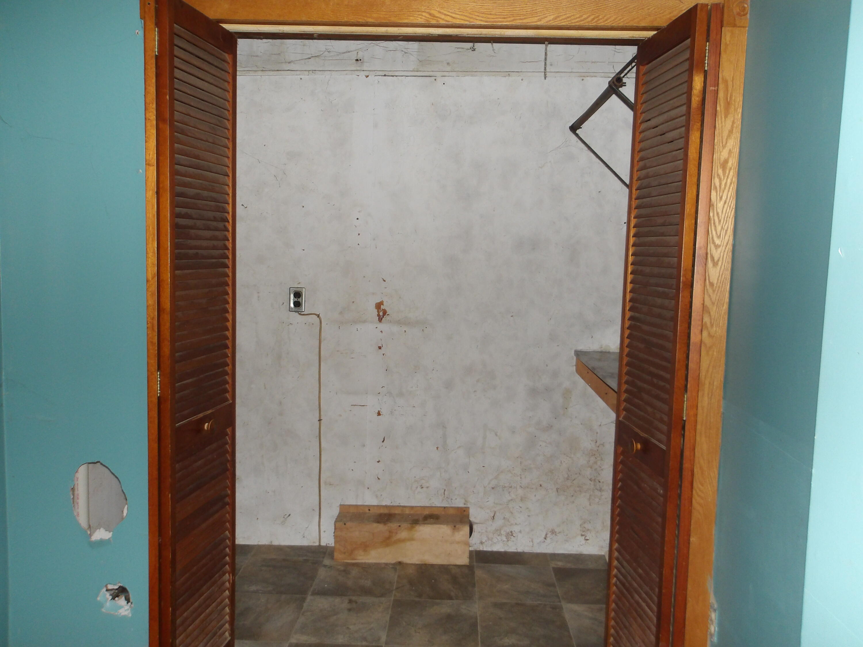 15 Garfield Street Madison, ME 04950 - Photo 16 of 52 100_2867