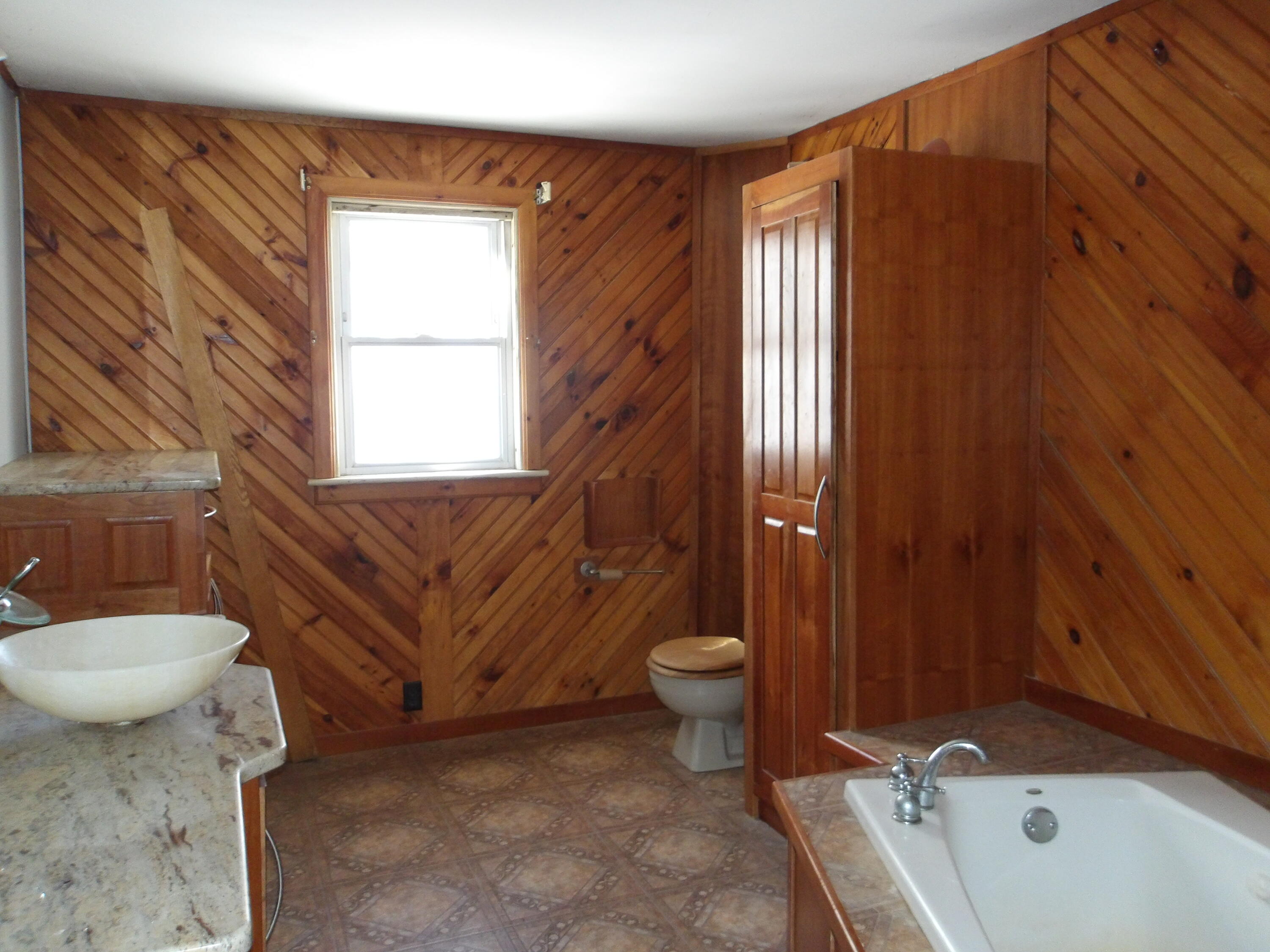 15 Garfield Street Madison, ME 04950 - Photo 17 of 52 100_2868