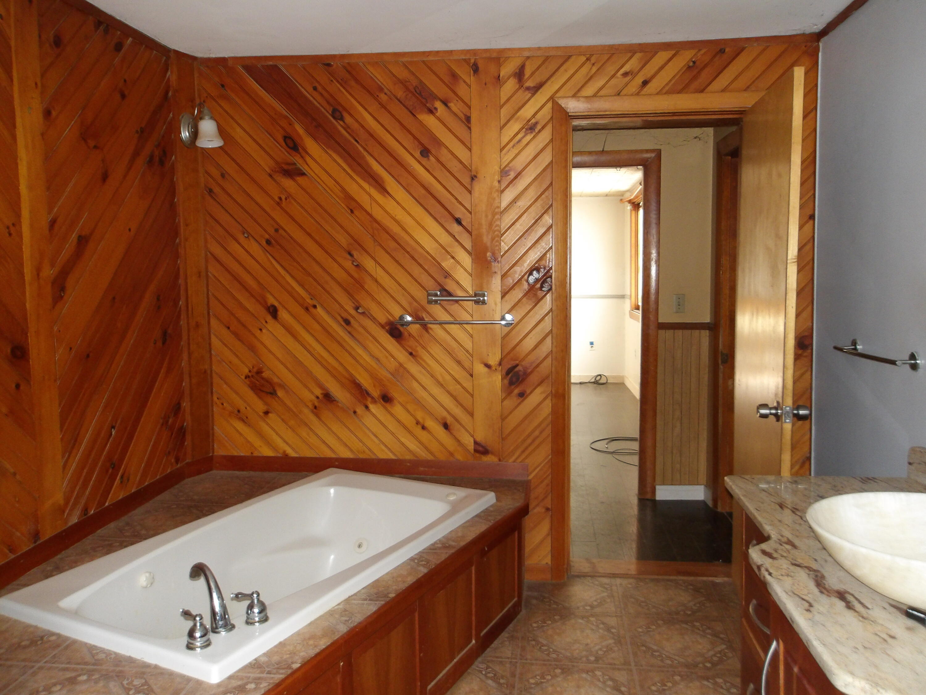 15 Garfield Street Madison, ME 04950 - Photo 19 of 52 100_2870