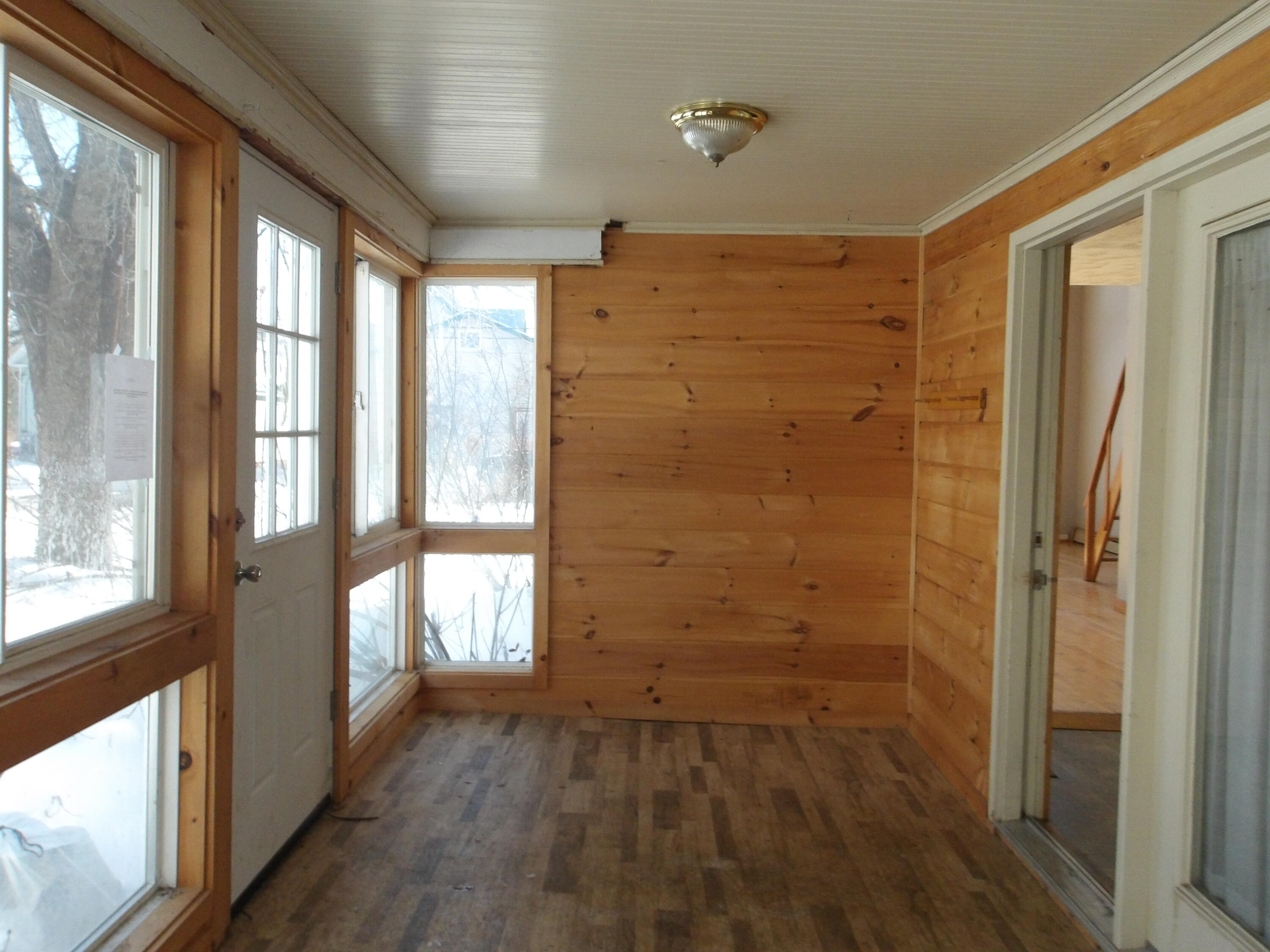 15 Garfield Street Madison, ME 04950 - Photo 4 of 52 100_2855