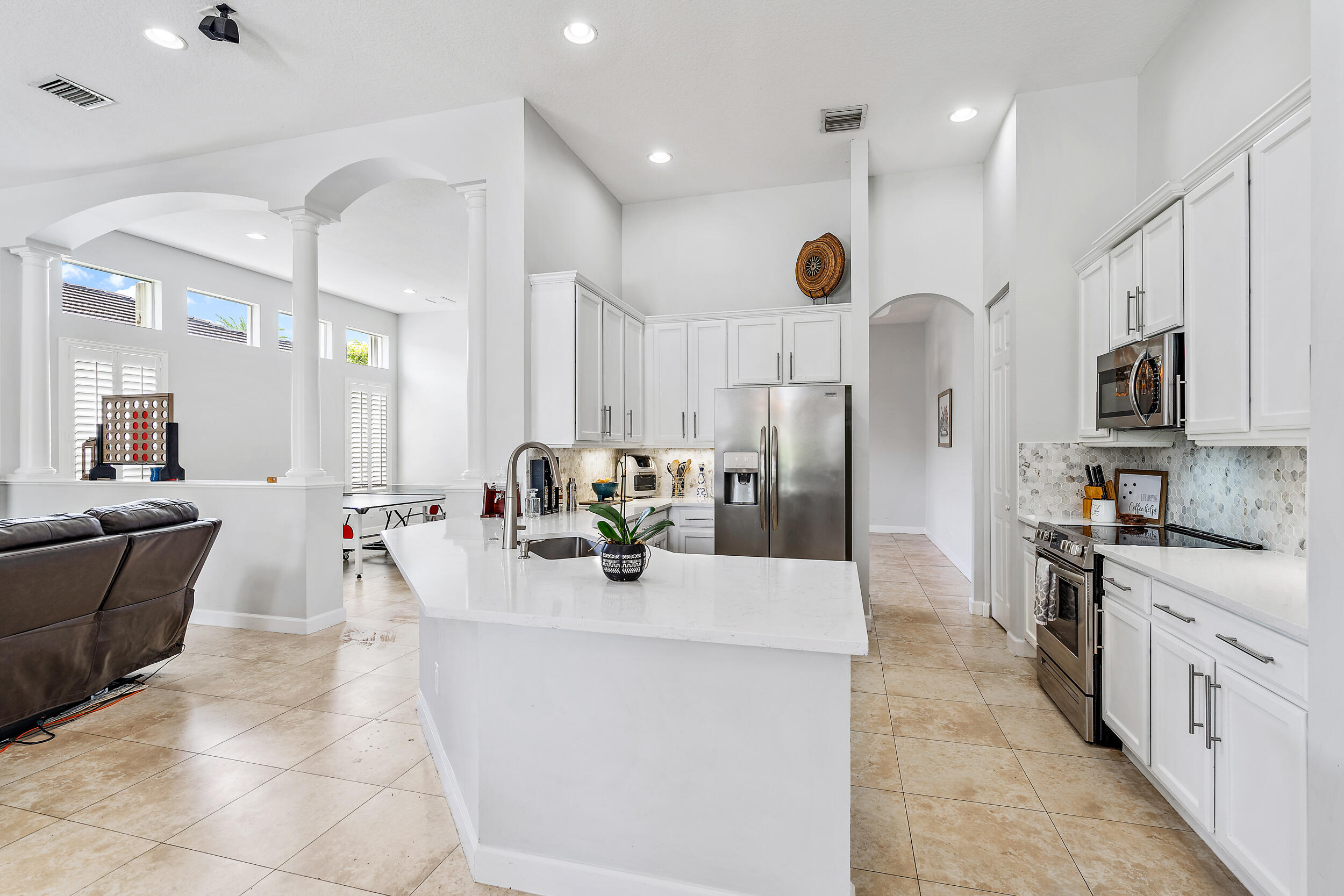 563 Southwest Lost River Road Stuart, FL 34997 - Photo 15 of 44 Kitchen