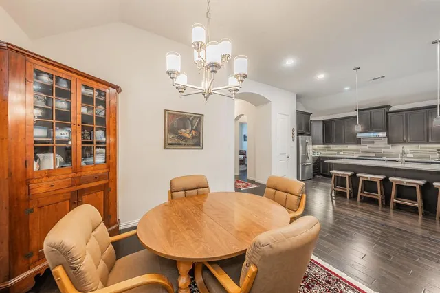 $515,000 | 902 Enchanted Wood Drive, Arlington, TX 76005