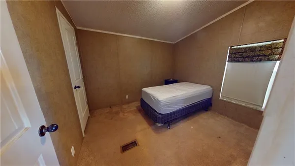 $1 | 2020 East 310 Road, El Dorado Springs, MO 64744