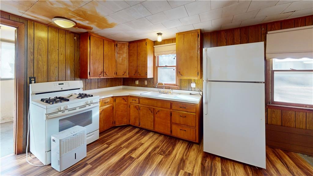 2020 East 310 Road El Dorado Springs, MO 64744 - Photo 18 of 40