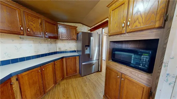 $1 | 2020 East 310 Road, El Dorado Springs, MO 64744