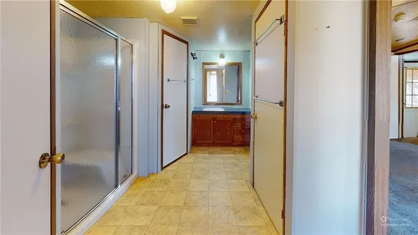 $1 | 2020 East 310 Road, El Dorado Springs, MO 64744