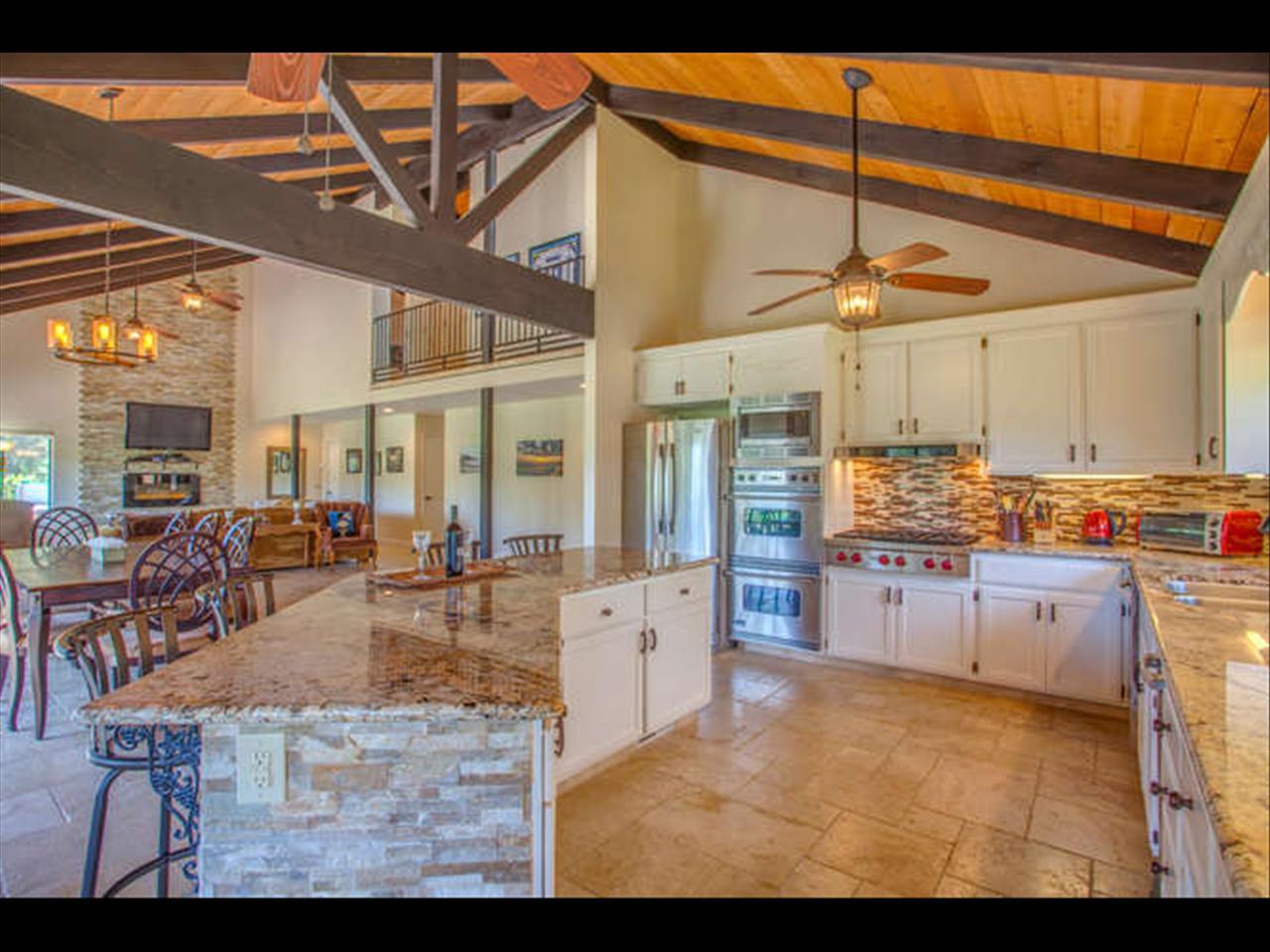 8555 Burchell Road Gilroy, CA 95020 - Photo 5 of 25