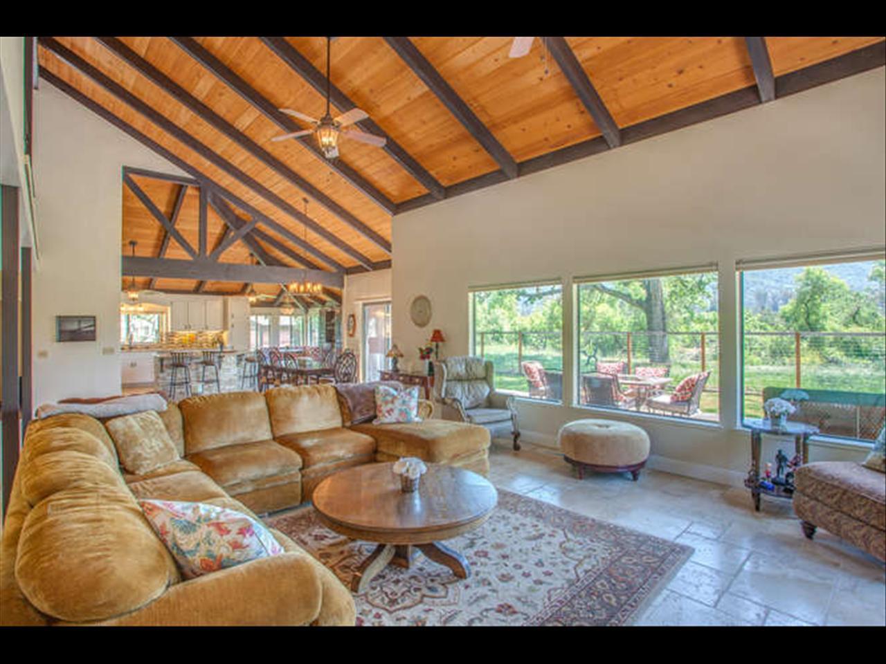 8555 Burchell Road Gilroy, CA 95020 - Photo 10 of 25