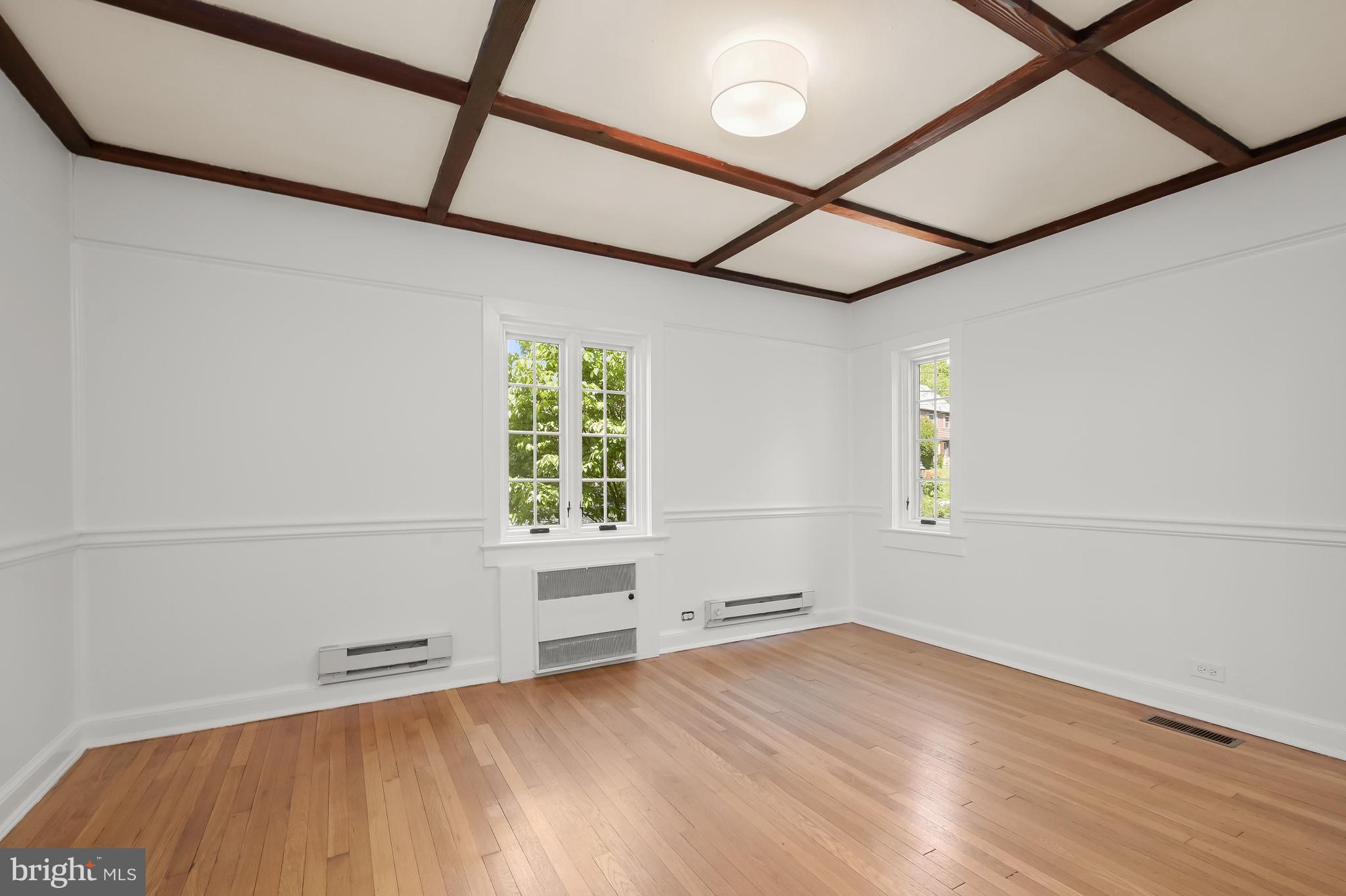 9405 Thornhill Road Silver Spring, MD 20901 - Photo 15 of 34