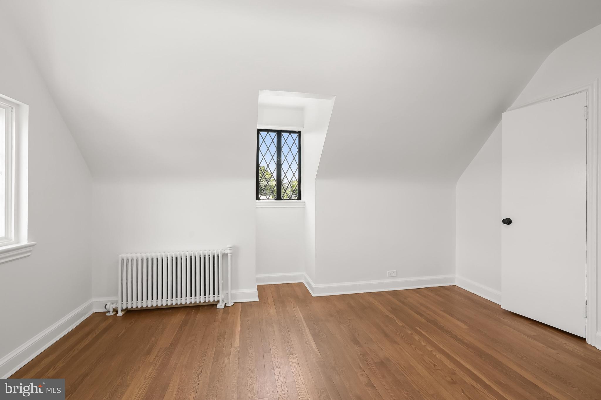 9405 Thornhill Road Silver Spring, MD 20901 - Photo 22 of 34