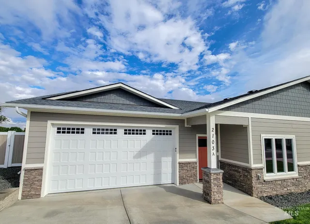 $449,900 | 2103 Alder, Unit A, Lewiston, ID 83501