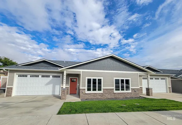 $449,900 | 2103 Alder, Unit A, Lewiston, ID 83501