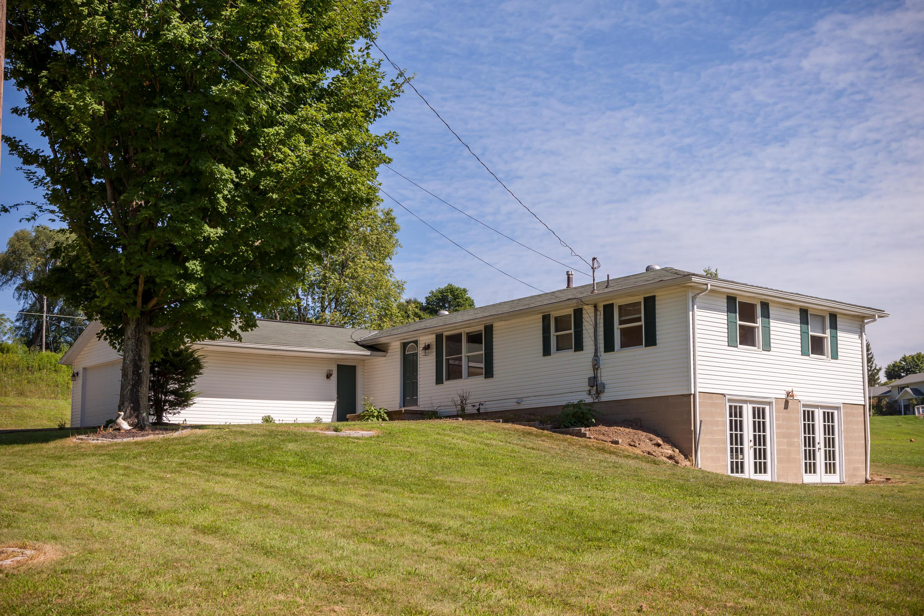 14560 Beckley Road Mount Vernon, OH 43050 - Photo 2 of 25 Gallery Image 2