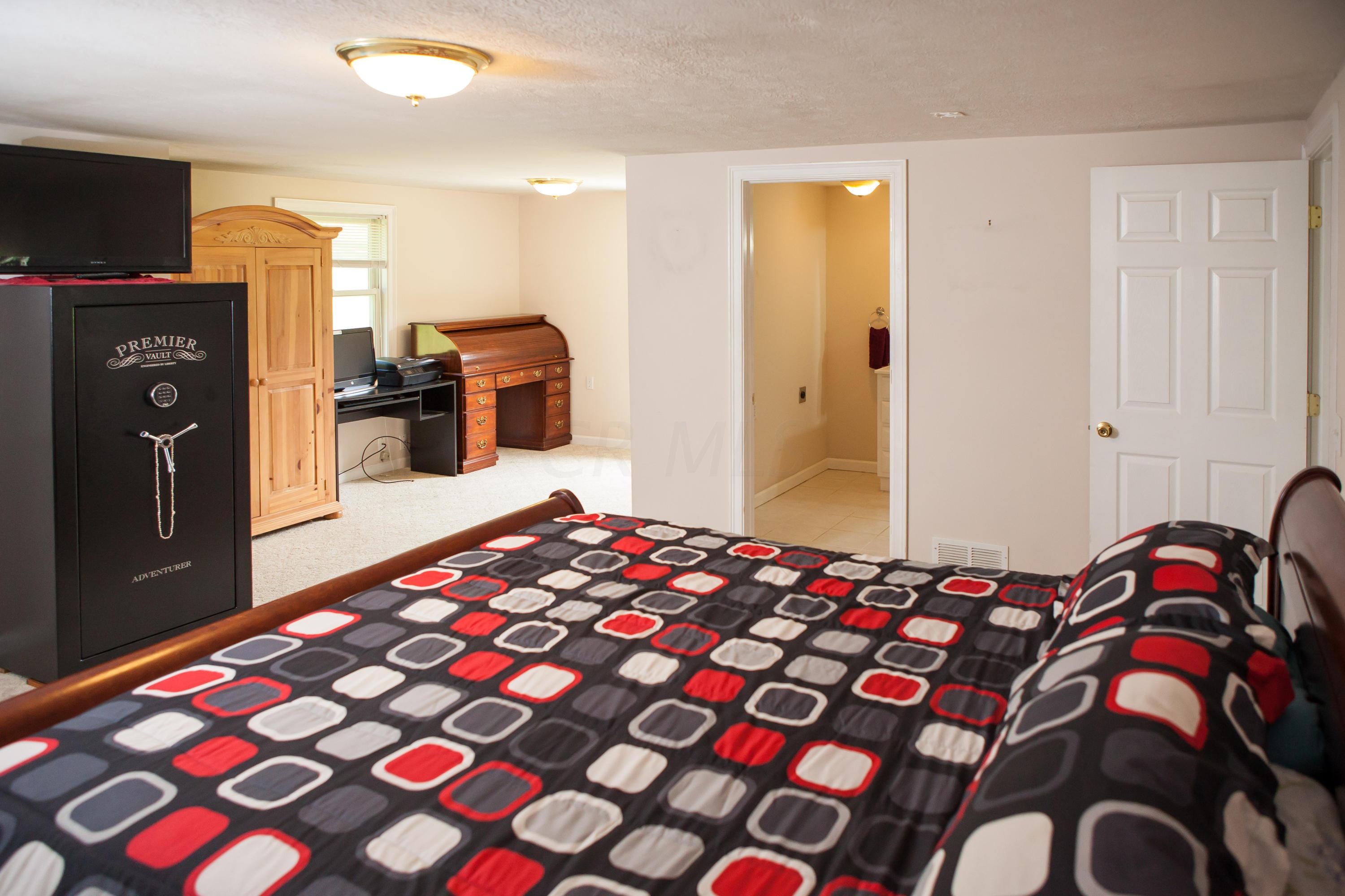14560 Beckley Road Mount Vernon, OH 43050 - Photo 4 of 25 Gallery Image 4