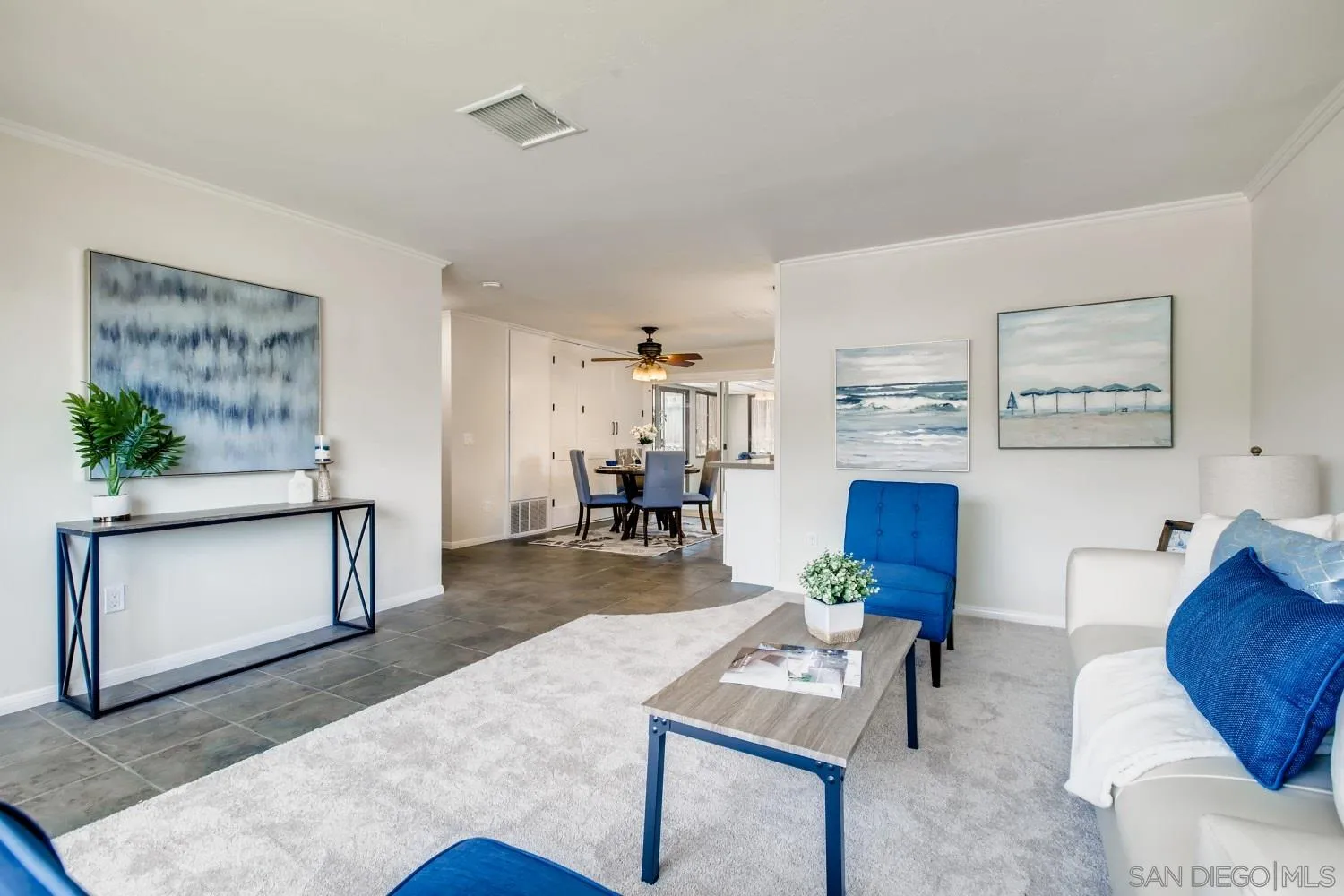 13639 Utopia Road Poway, CA 92064 - Photo 5 of 25 a living room with furniture and kitchen view