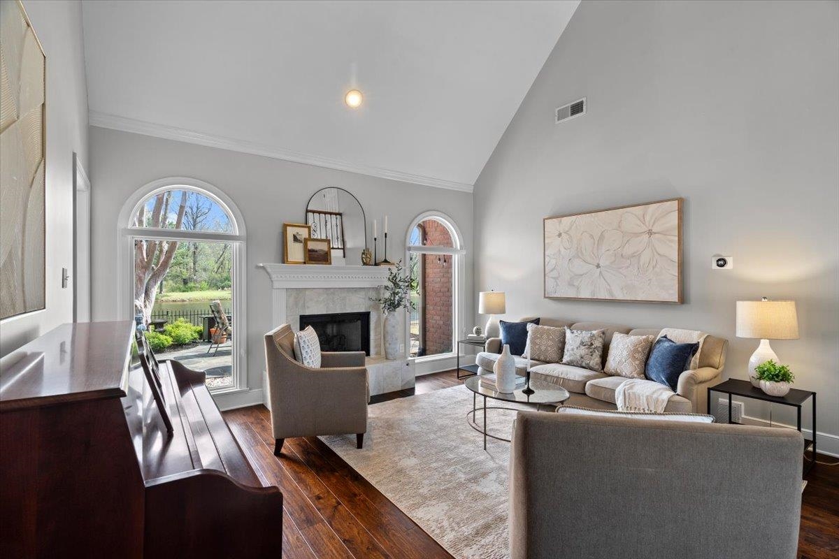 10440 Ansley Cove Collierville, TN 38017 - Photo 10 of 40 a living room with furniture and a fireplace